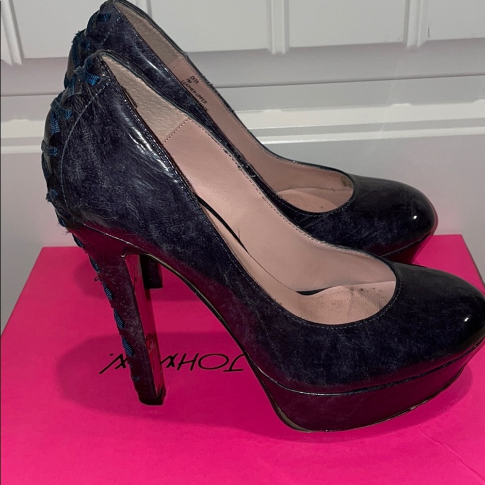 Betsy Johnson Navy Platform Heels